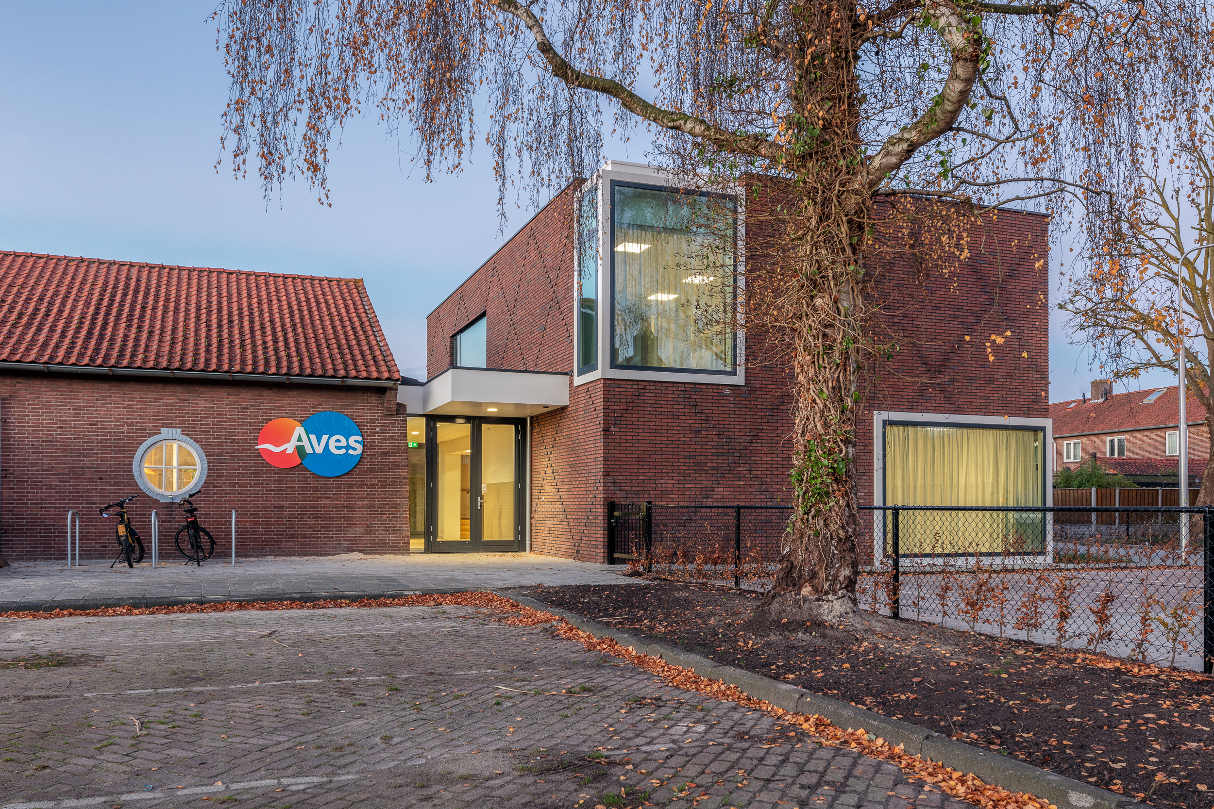 Van initiatief tot oplevering: KHV Architecten biedt alle disciplines overzichtelijk onder één dak. Zijn wij de architect voor jouw kantoor?