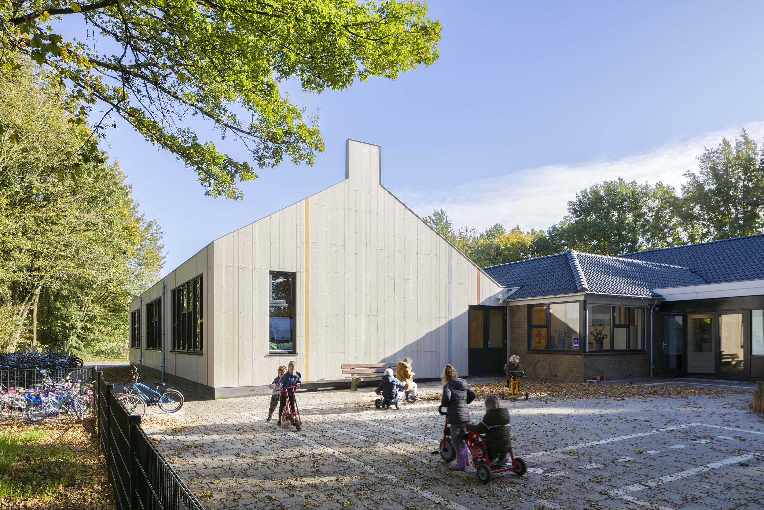 Uitbreiding en renovatie van basisschool Op de Wieken in Tollebeek