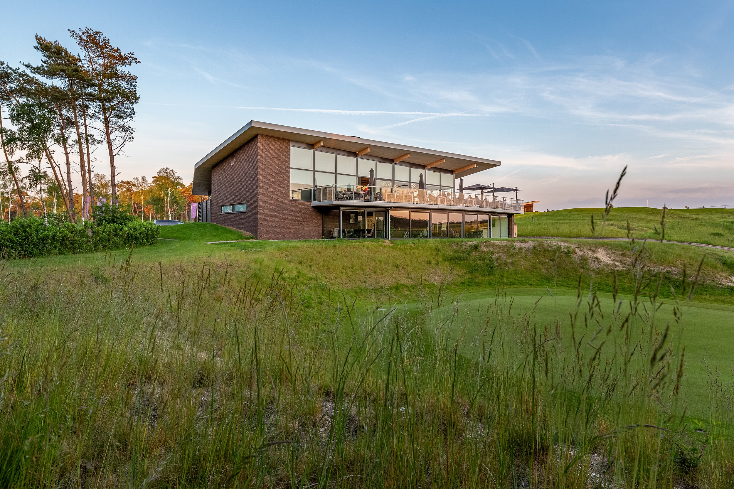 Clubgebouw golfbaan The Links Valley in Ermelo